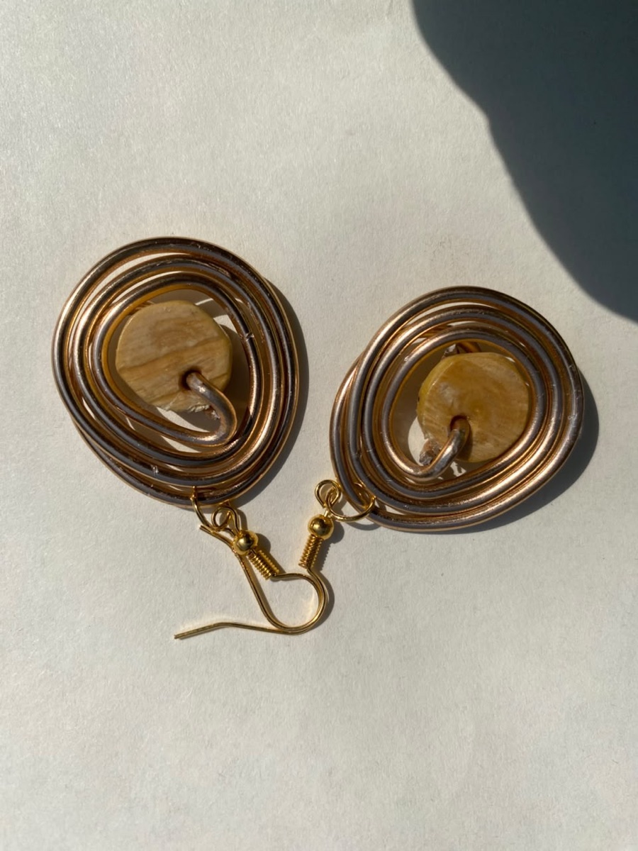 Spiral wire earrings with wooden bead